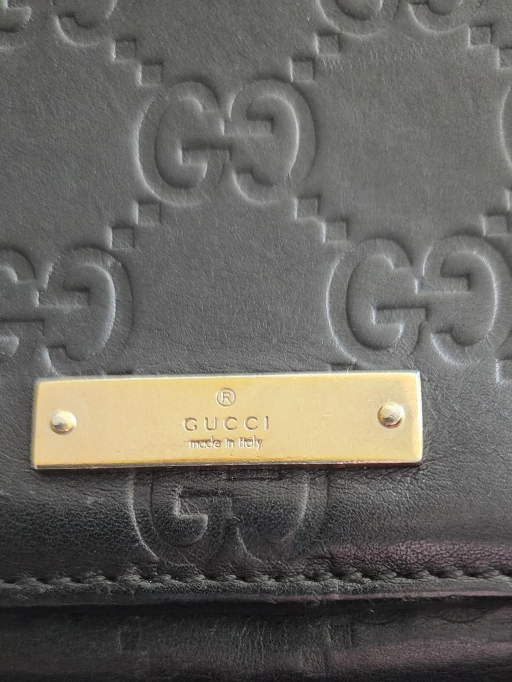 Gucci W/ COA Black Embossed GG Leather Wallet with Gold Plaque - Picture 2 of 8